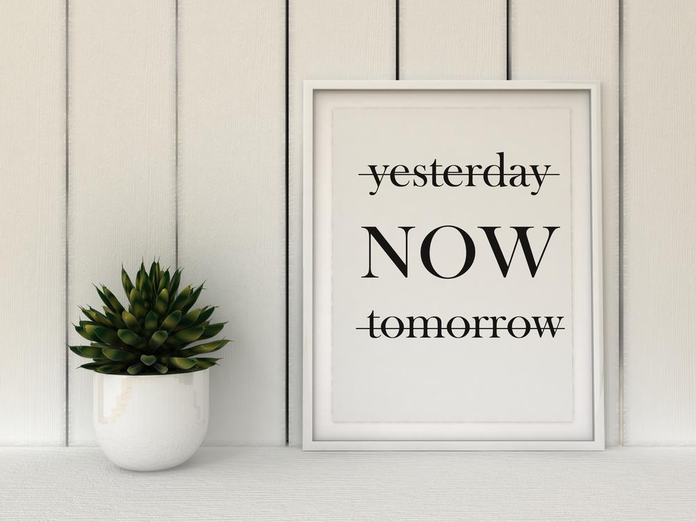 How to be Present & Live in the Moment | Marcella Candles
